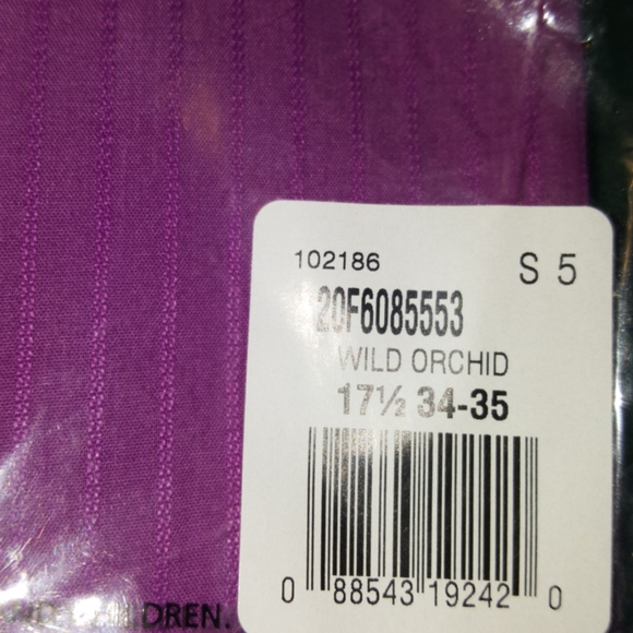 Dressy Van Heusen striped purple men's  shirt - Picture 5 of 5